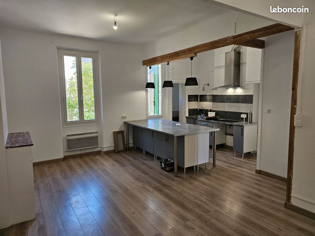 Appartement 3 pièces 70 m² · à Toulon · 70 m² · 172 000 €