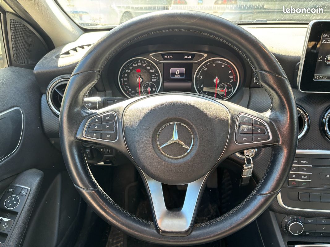 Mercedes classe a 1.6 102 ch intuition (image 12)