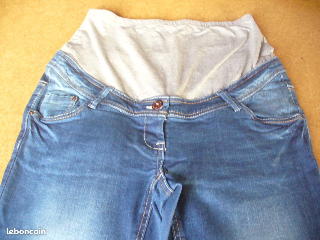 Jeans de grossesse T40 - Vendu à l'unité - 1 Noir 3 Bleus Taille 40 - L · Très bon état (image 10)