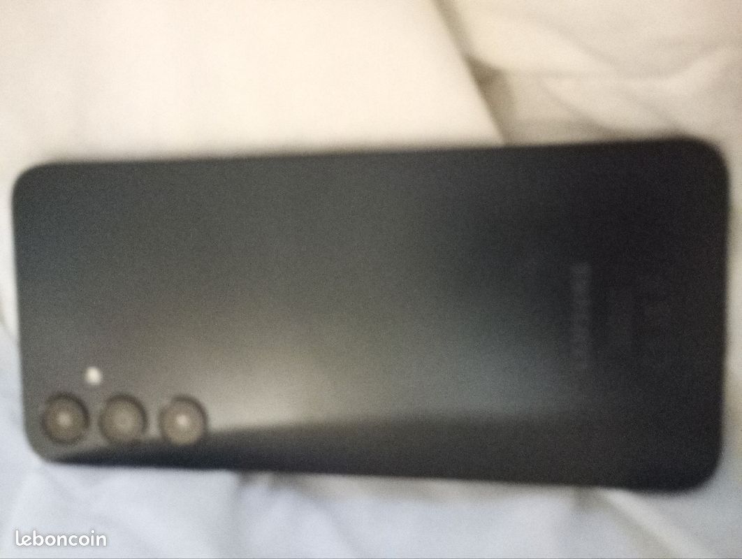Je vent un téléphone (image 2)