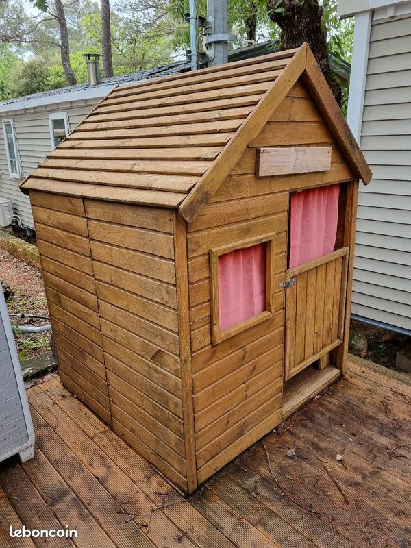 Maisonnette en bois (image 2)