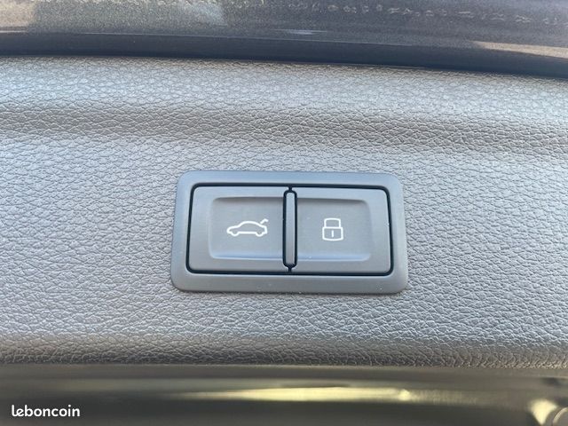 Audi Q3 35 TDI 150CH S LINE S TRONIC 7 (image 10)