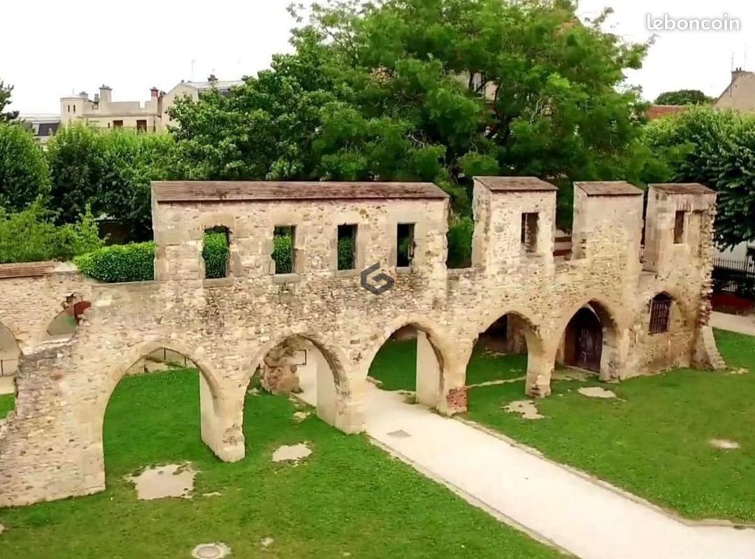 Maison 11 pièces 262 m² · à Reims · 262 m² · 1 350 000 €