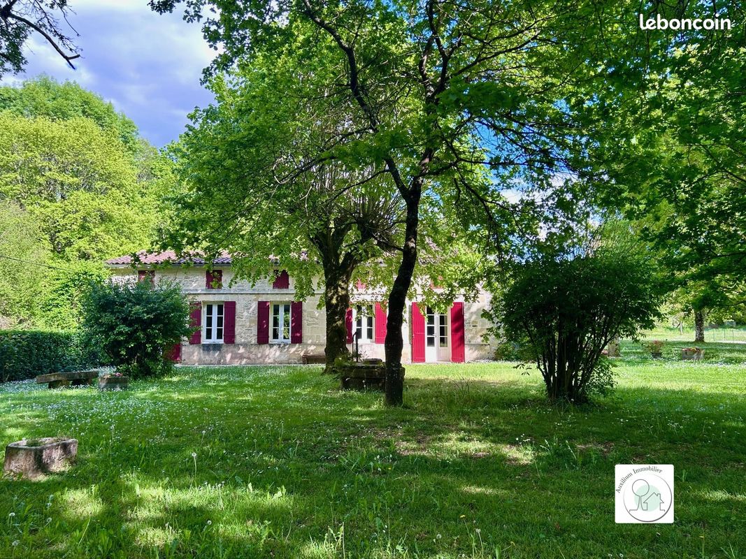 Maison 9 pièces 196 m² · à Pugnac · 196 m² · 450 000 €