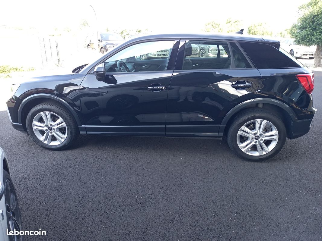 Audi Q2 30 TDI 116CH DESIGN S TRONIC 7 (image 8)