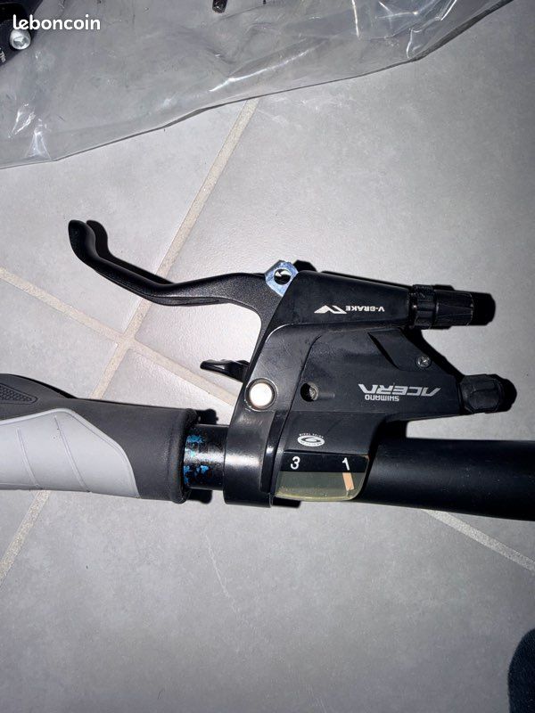 Guidon Vélo Acier Noir Avec Manettes Et Leviers De Frein - Occasion 25,4mm