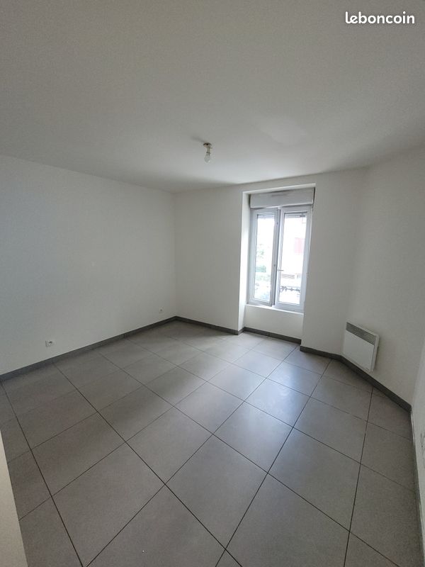 Appartement a louer mantes-la-ville - 3 pièce(s) - 60 m2 - Surfyn