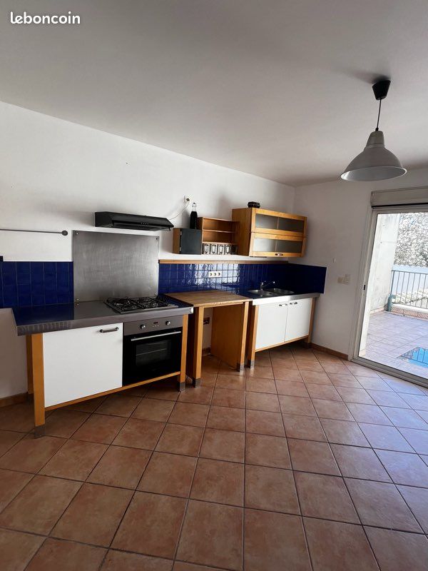 Maison 4 pièces 100 m² · à Castres · 100 m² · 900 €
