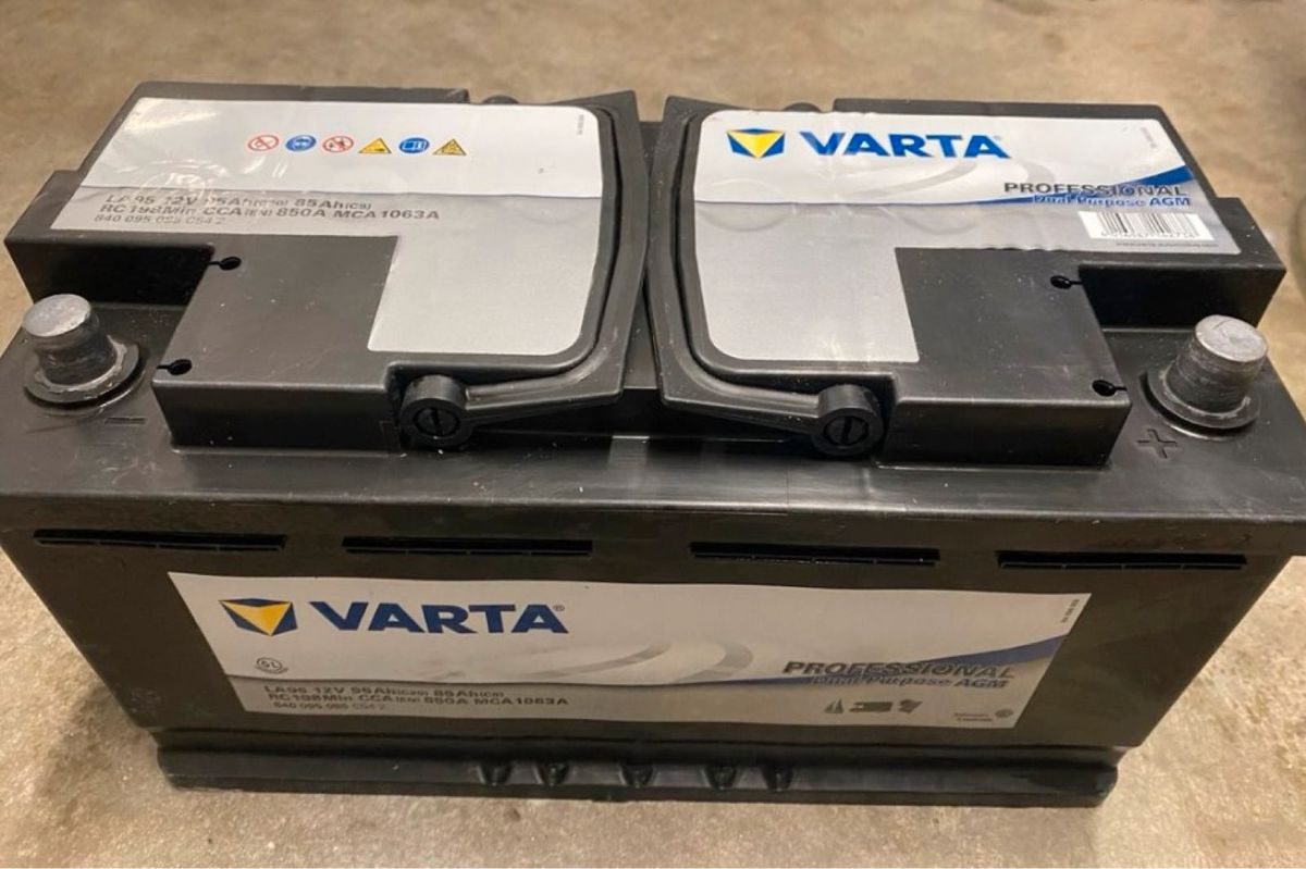 Batterie gel AGM VARTA 95Ah-850A Professional Dual Purpose réf. LA95 -  Équipement caravaning