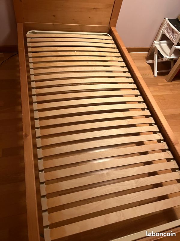 Lit simple (1personne) + table de chevet (image 1)
