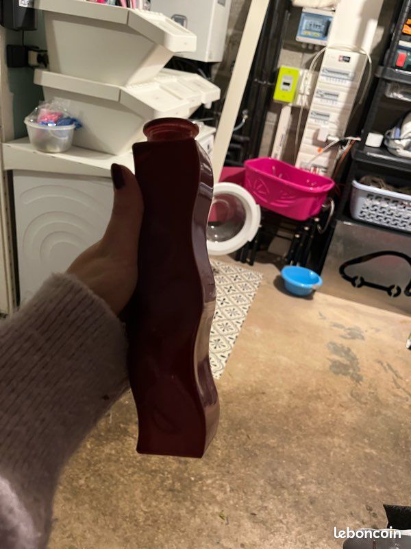 Vase vague IKEA (image 1)