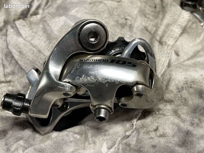 Dérailleur Arrière Shimano 105 1051 – Argent – 6/7/8 Vitesses – Courte Patte – Occasion