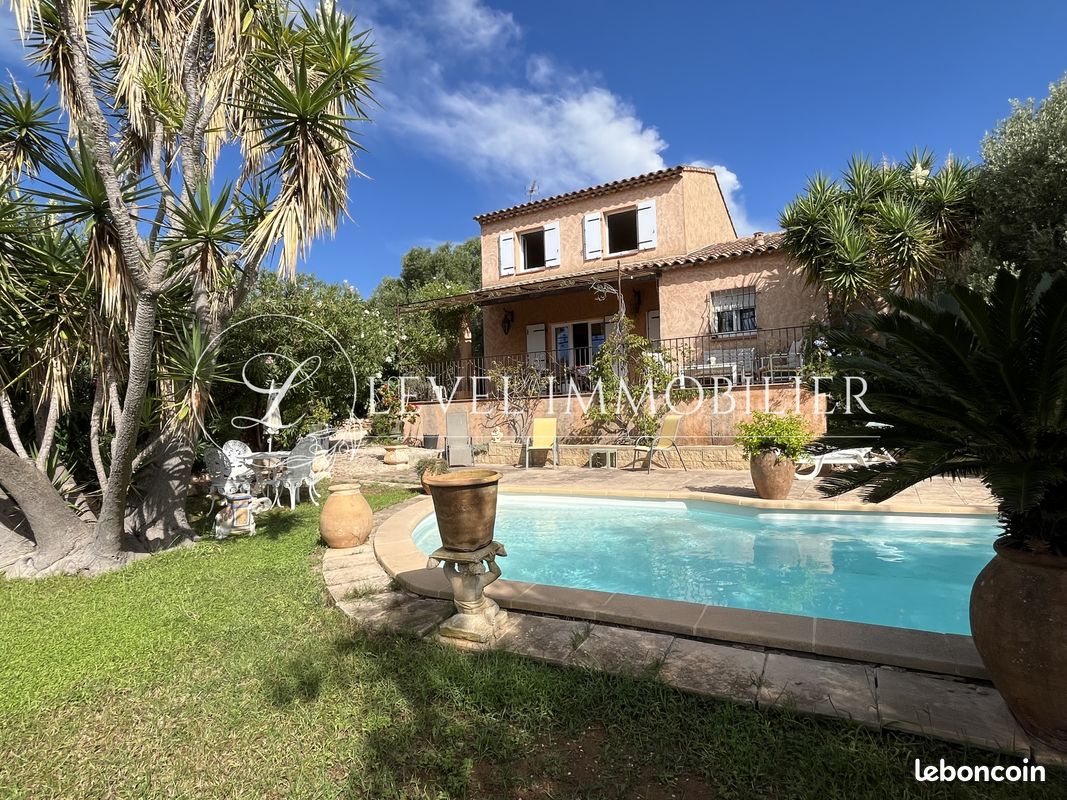 Maison 5 pièces 114 m² · à Bandol · 114 m² · 899 000 €
