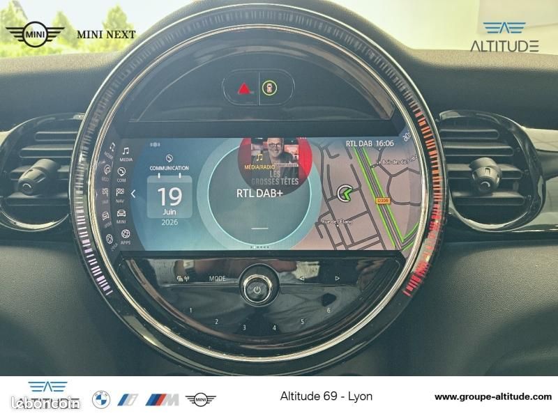 Mini Mini Cooper 136ch Edition Camden BVA7 (image 17)