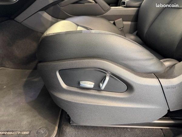Porsche CAYENNE (9YA) 3.0 440CH S (image 11)