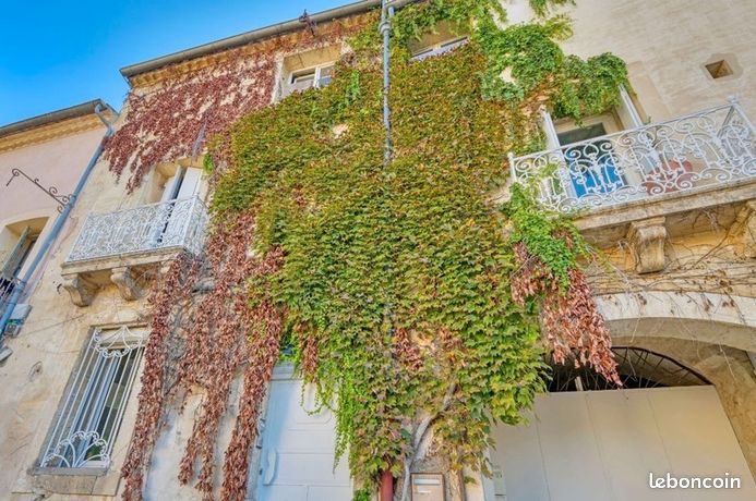Maison de village 11 pièces 345 m²