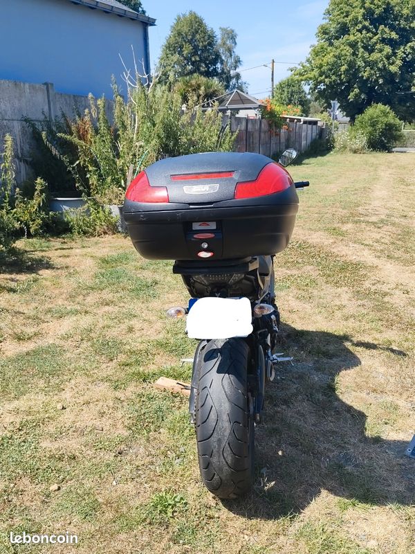 Yamaha MT09 (image 3)