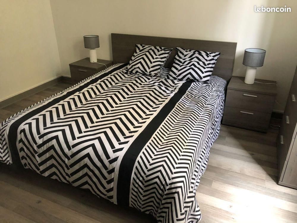 Appartement 3 pièces 72 m² · à Aix-en-Provence · 72 m² · 900 €