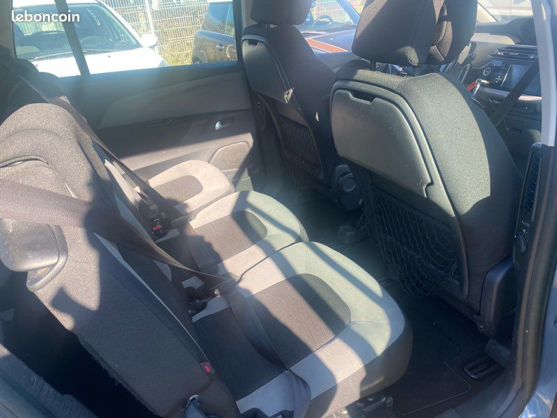 Citroën c4 Picasso 7 places (image 4)