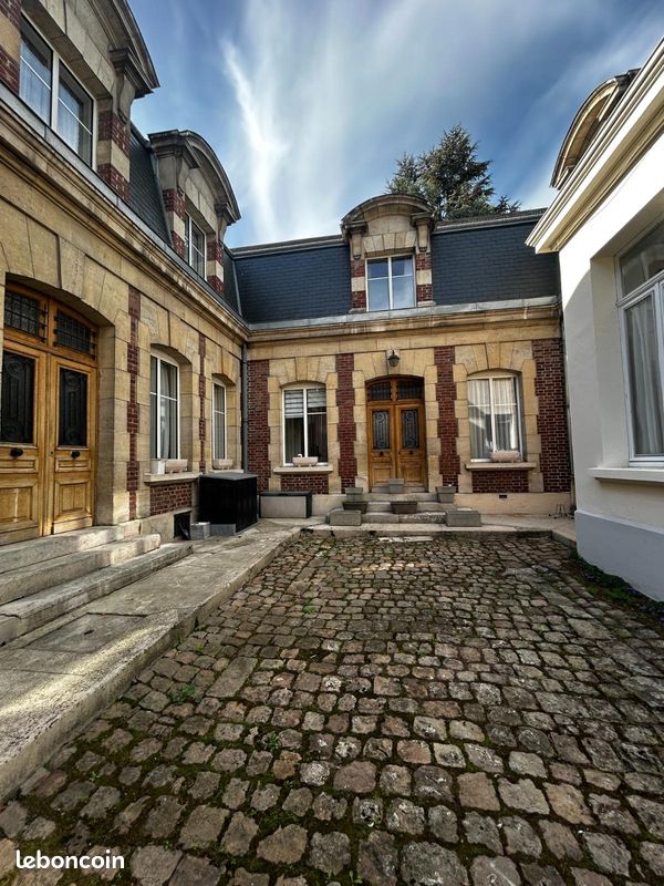 Maison 11 pièces 296 m² · à Péronne · 296 m² · 425 360 €