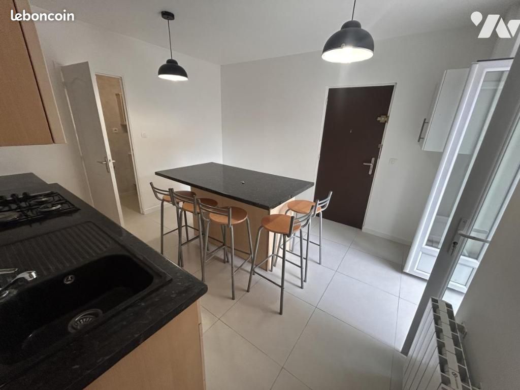 Appartement 2 pièces 37 m² · à Auneau-Bleury-Saint-Symphorien · 37 m² · 607 €/mois