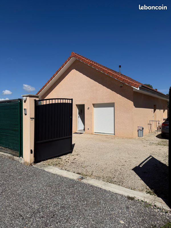 Maison 3 pièces 78 m² · à Les Abrets en Dauphiné · 77,6 m² · 295 000 €