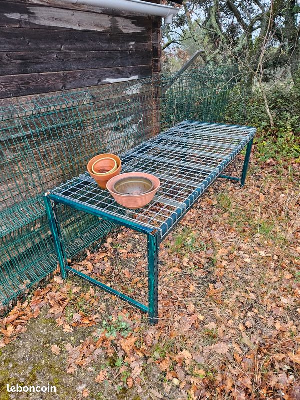 Table de travail atelier (image 1)