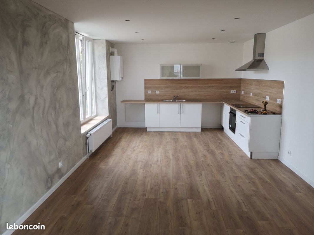 Appartement 4 pièces 75 m² · à Charleville-Mézières · 75 m² · 650 €/mois