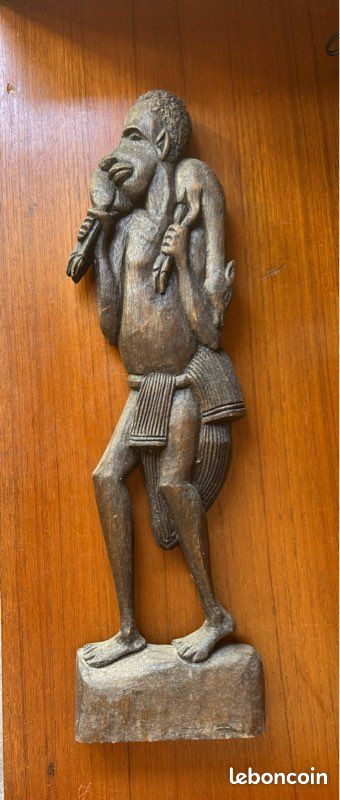 Statue bois sculpté chasseur africain XXem siècle (image 1)