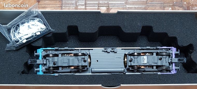 Roco BB 109322 – Locomotive électrique Analogique époque 6 – Caisse Neuve