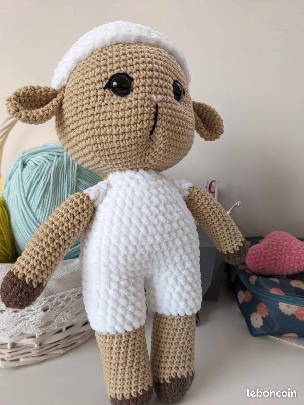 Agneau, doudou peluche fait main au crochet, neuf (image 8)