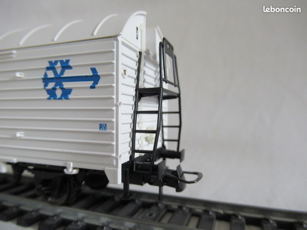 Roco - 67570 Carro interfrigo a due assi FS con pubblicità 'Spar', epoca IV