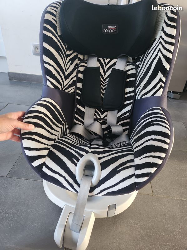 Siège romer britax zèbre 18kg Équipement bébé