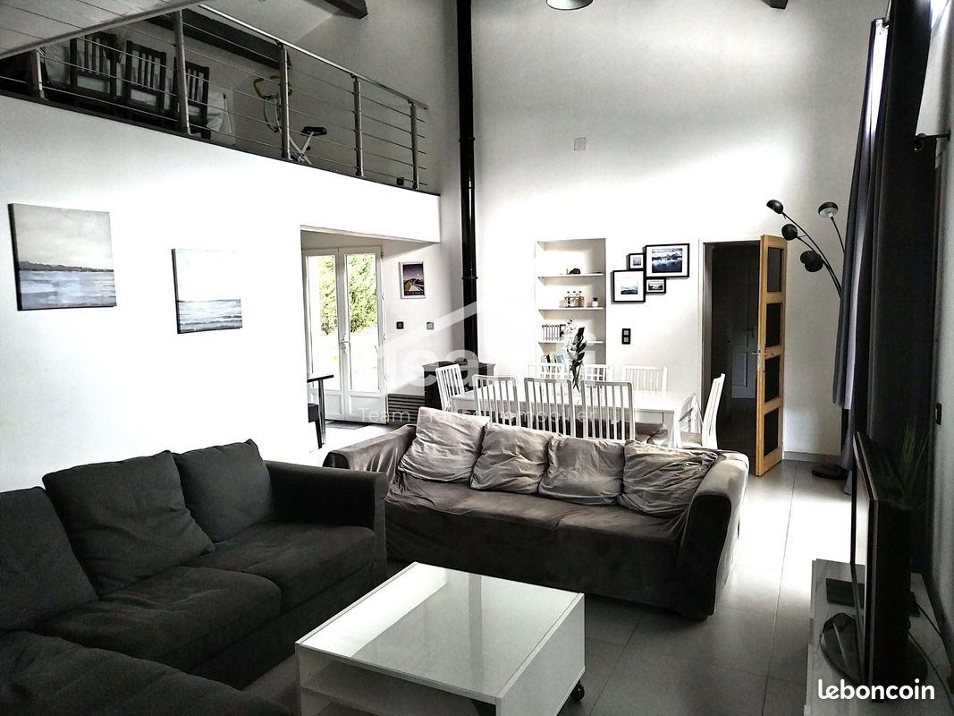 Maison 9 pièces 200 m² · à Randan · 200 m² · 322 400 €