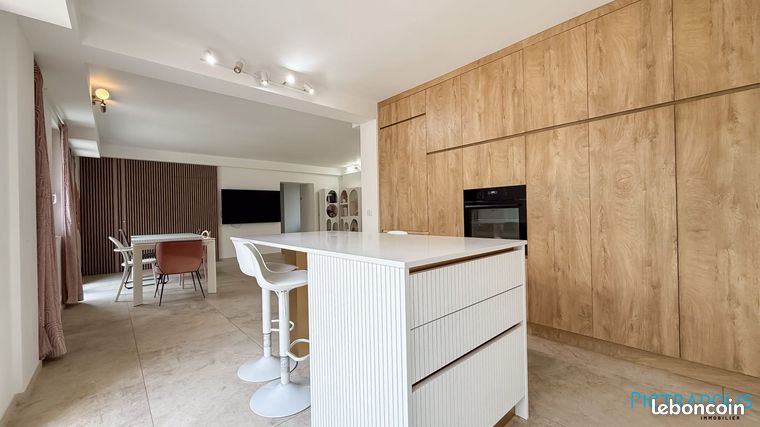 Maison 6 pièces 150 m² — 1