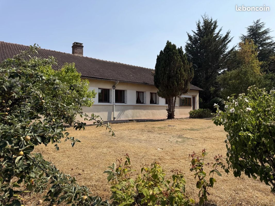 Maison 6 pièces 158 m² · à Chevannes · 158 m² · 194 000 €