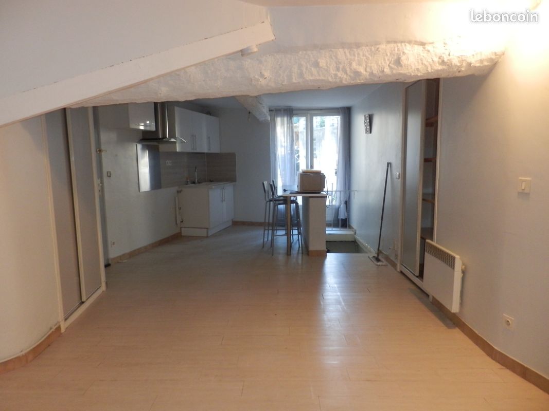Appartement 1 pièce 30 m² · à Lambesc · 30 m² · 515 €/mois