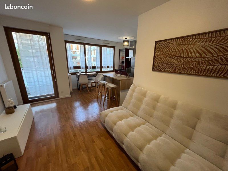 Appartement 2 pièce(s) 40 m²à louer Cergy