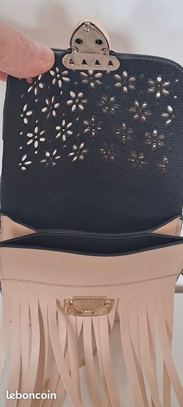 Petite pochette fille 👧 (image 8)