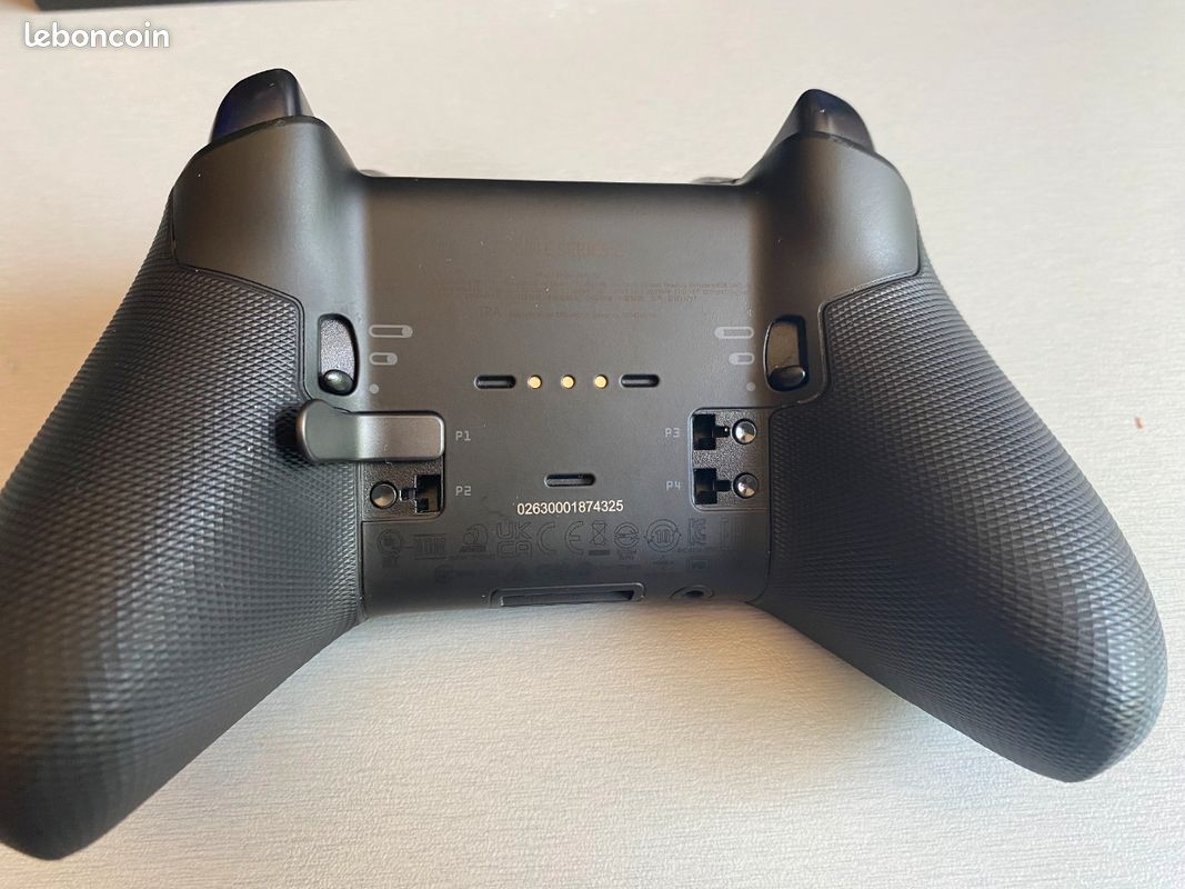 Xbox séries S +manette elite series 2+59 jeux fc25 red dead redemption 2 gta tomb raider goat simulator man eater flight simulator jeux de voiture action role et bien plus (image 5)
