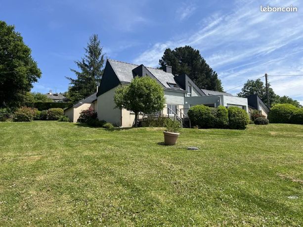 Maison 8 pièces 202 m²