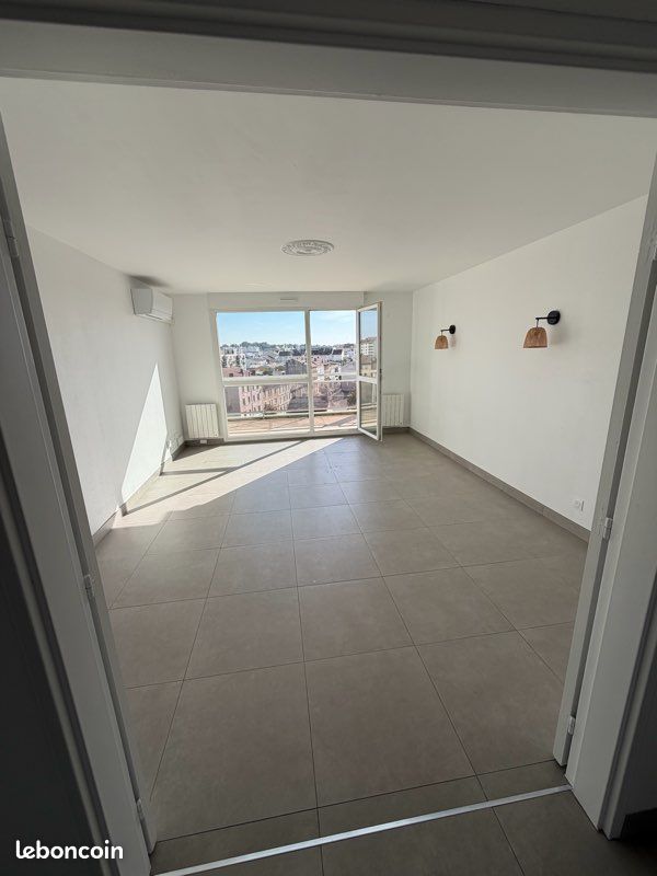 Appartement 3 pièces 76 m² · à Villeurbanne · 76,3 m² · 1 290 €/mois