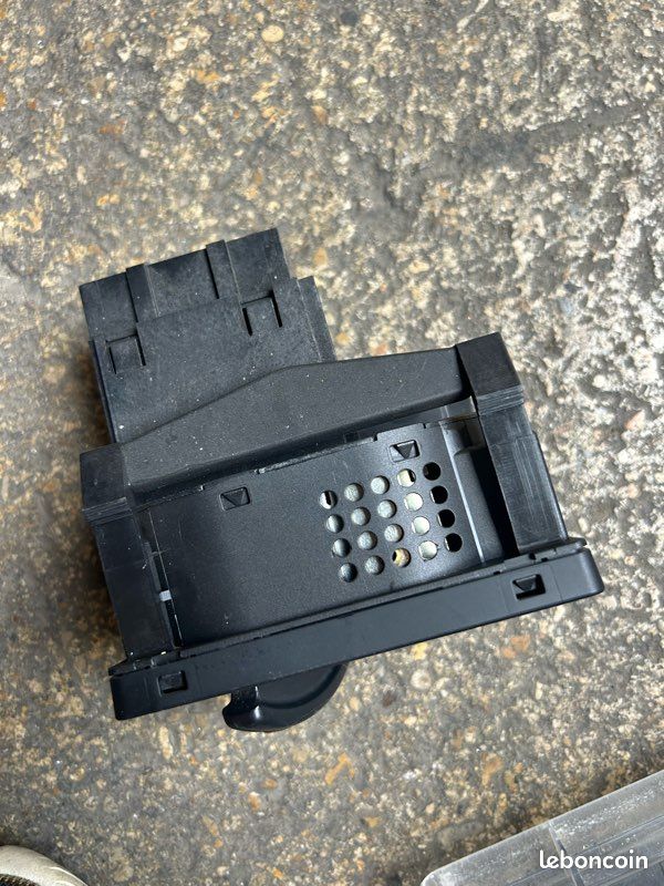Commande de feux / d'éclairage Ford Focus (MK2) (image 2)