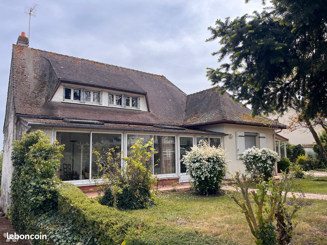 Maison 6 pièces 169 m² · à Bonneval · 169 m² · 221 550 €