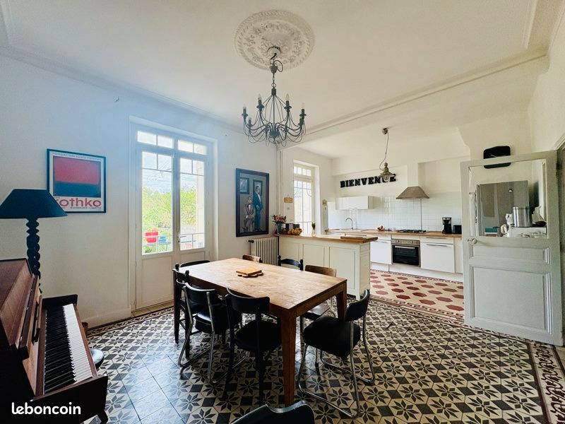 Maison 7 pièces 174 m² · à Carcassonne · 174 m² · 276 120 €