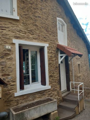 F2 à louer au cœur du village