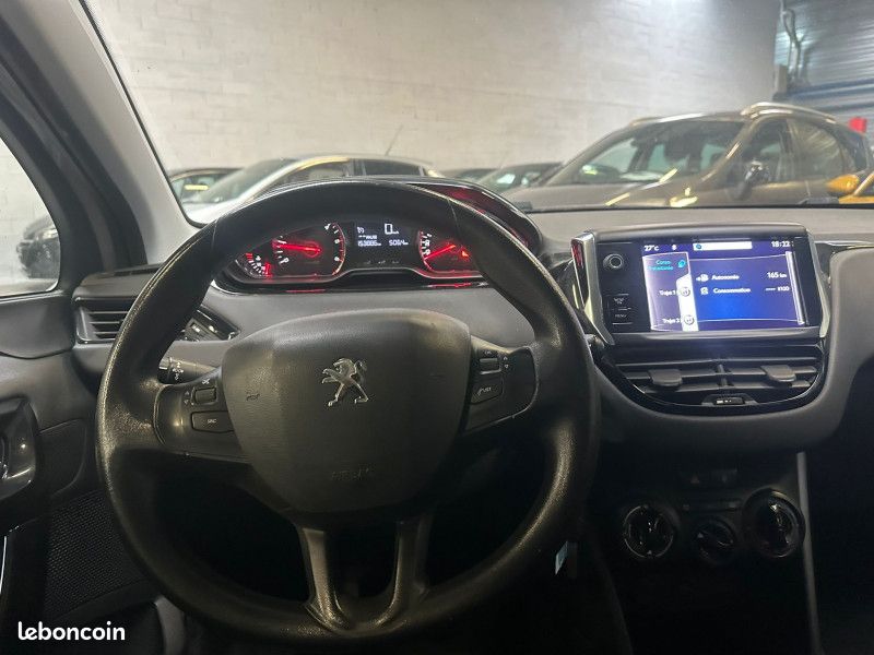 Peugeot 208 1.4 HDI FAP BUSINESS 5P (image 12)