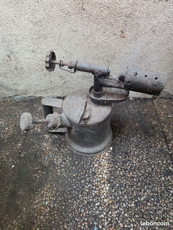 Lampe à souder antiquité (image 1)