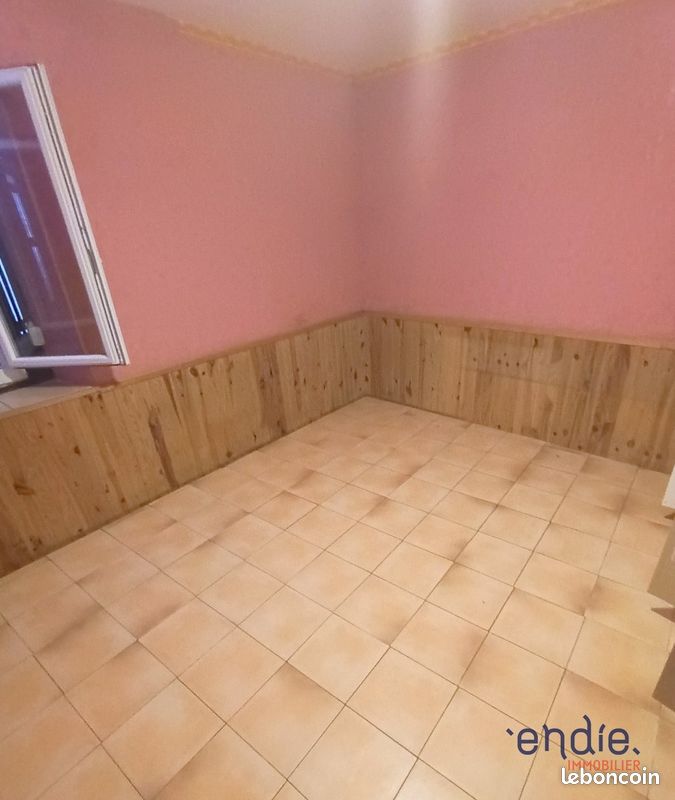 Maison 5 pièces 60 m² - Terres-de-Haute-Charente 16270 Roumazières-Loubert (image principale 4)