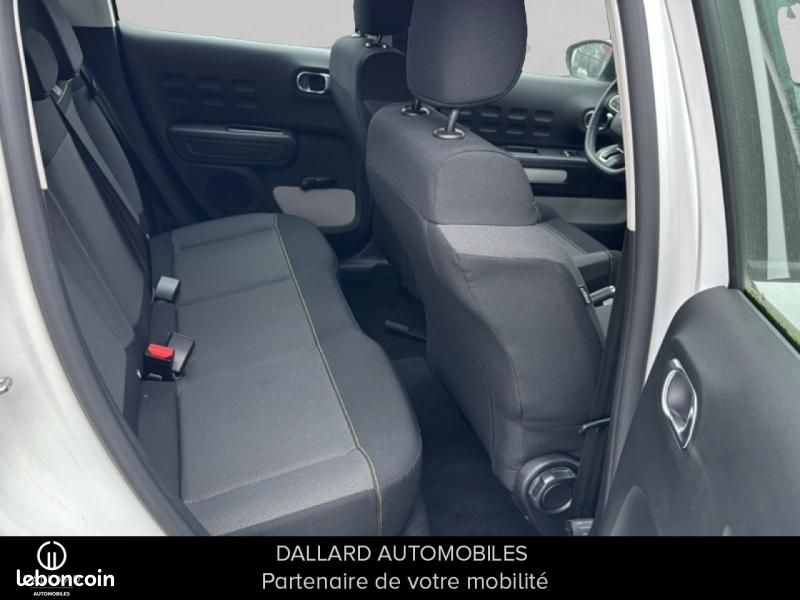 Citroen C3 1.2 PureTech 83ch S&S Feel Pack (image 10)